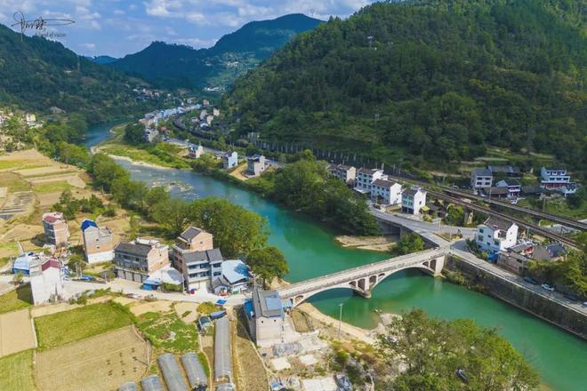 㵲阳河畔常见当地人垂钓、游泳和露营澳门新葡京入口三门滩离镇远古城不远(图7)